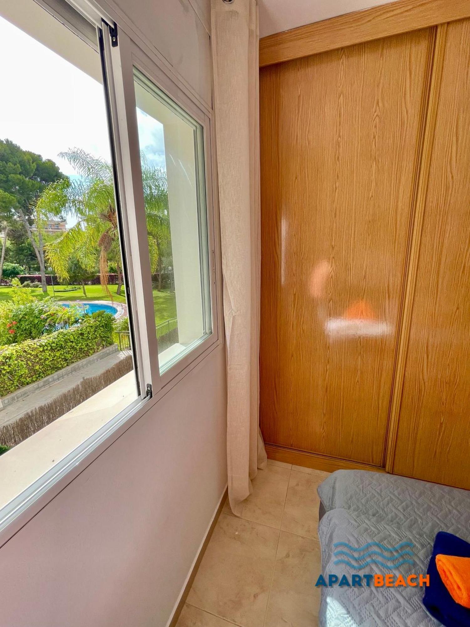 Apartbeach Golden I Muy Luminoso Junto Playa Y Climatizado Salou Luaran gambar