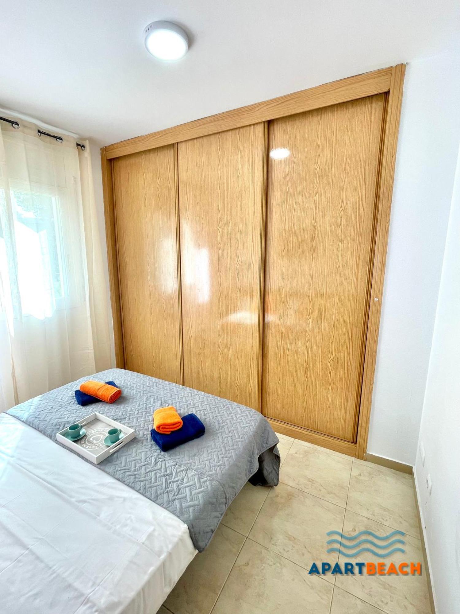 Apartbeach Golden I Muy Luminoso Junto Playa Y Climatizado Salou Luaran gambar
